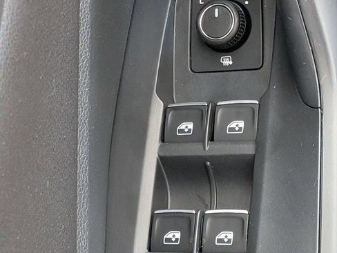 Used 2025 Volkswagen Jetta Sport FWD image 15