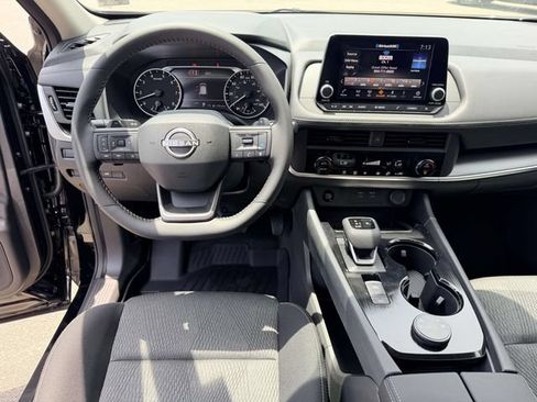 New 2026 Nissan Rogue SV AWD/4WD image 17