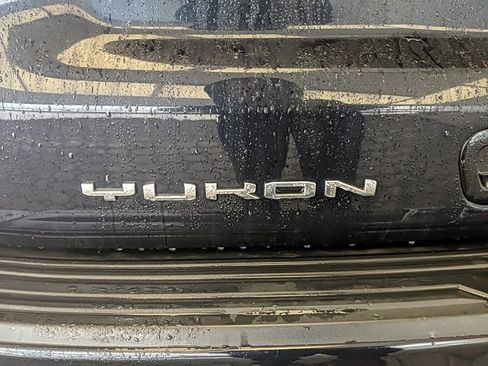 Used 2021 GMC Yukon Denali w/ Denali Premium Package image 7