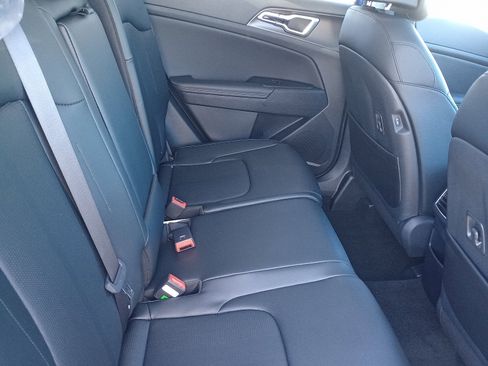 New 2026 Kia Sportage EX w/ EX Panorama Roof Package image 8