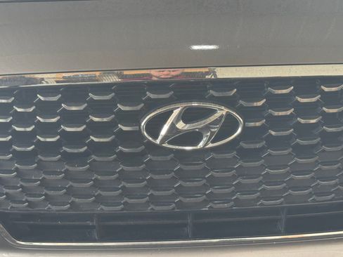 Used 2020 Hyundai Elantra GT FWD image 34