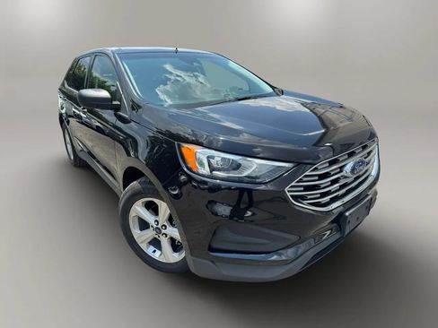 Used 2019 Ford Edge SE FWD image 2