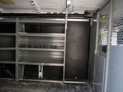 Used 2020 Ford Transit 250 Medium Roof w/ Load Area Protection Package RWD image 30