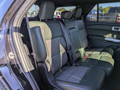 Used 2024 Ford Explorer Timberline w/ Timberline Technology Package image 34