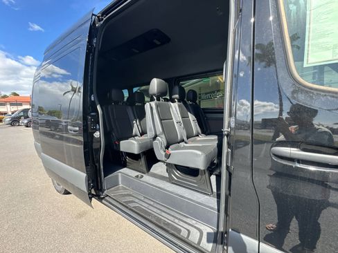 New 2025 Mercedes-Benz Sprinter 2500 image 4