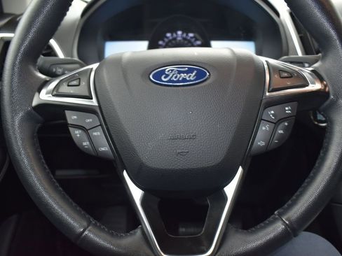 Used 2024 Ford Edge Titanium image 14