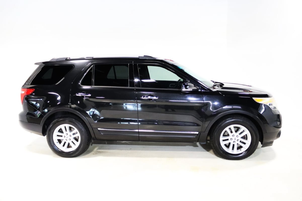 Used 2014 Ford Explorer XLT FWD image 5