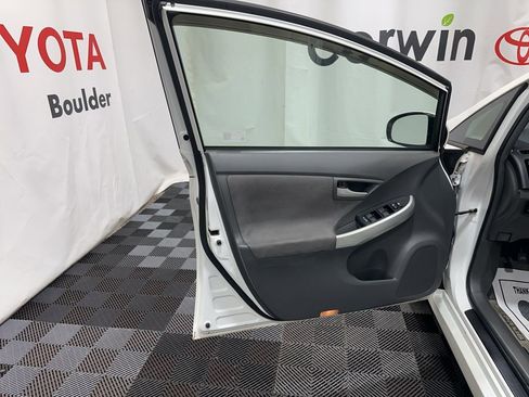 Used 2011 Toyota Prius Two image 19