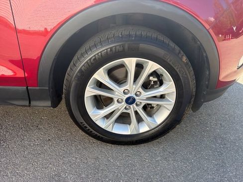 Used 2017 Ford Escape SE AWD/4WD image 29