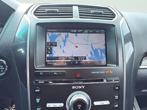 Used 2016 Ford Explorer Limited AWD/4WD image 23