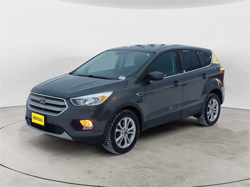 Used 2019 Ford Escape SE image 1