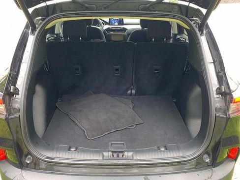 Used 2021 Ford Escape SE w/ Convenience Package FWD image 29