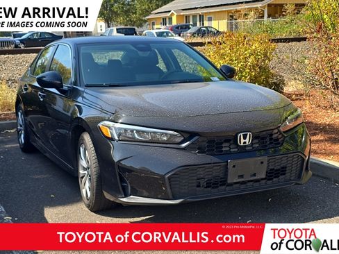 Used 2025 Honda Civic LX image 1