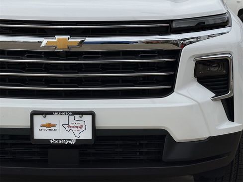 New 2026 Chevrolet Traverse LT image 8