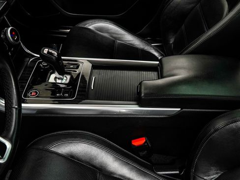 Used 2020 Jaguar XE S image 16