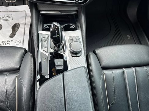 Used 2018 BMW 530e RWD image 21