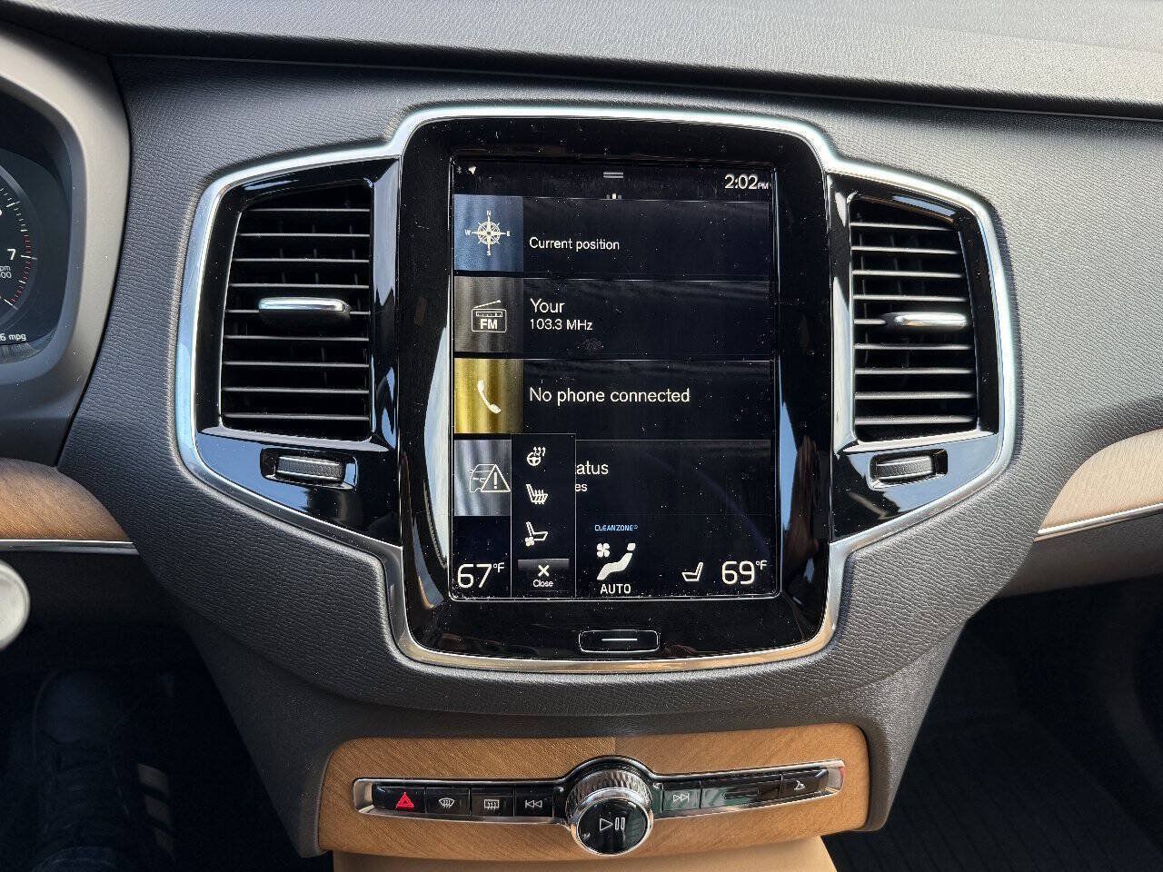 Used 2018 Volvo XC90 T6 Inscription w/ Convenience Package AWD/4WD image 23