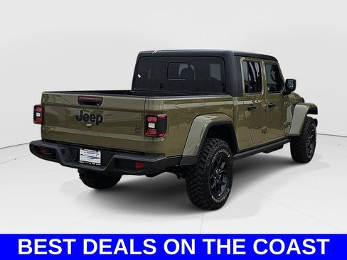 New 2026 Jeep Gladiator Sport AWD/4WD image 3
