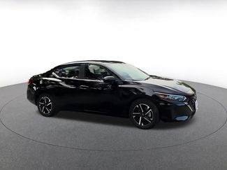 Used 2025 Nissan Sentra SV FWD video 2