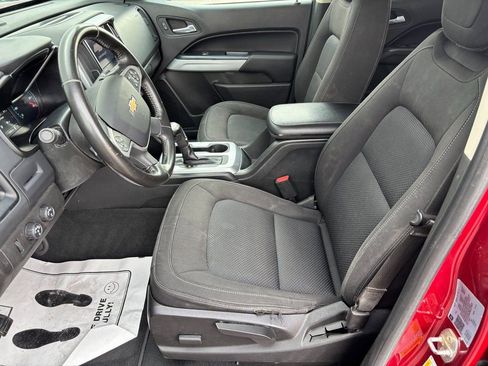Used 2021 Chevrolet Colorado LT w/ LT Convenience Package AWD/4WD image 20