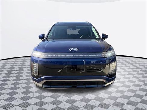 New 2026 Hyundai Ioniq 9 Calligraphy image 3