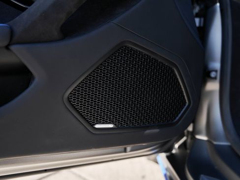 Used 2023 Lamborghini Huracan Tecnica image 30