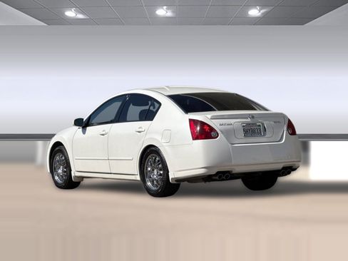 Used 2004 Nissan Maxima 3.5 SL w/ Driver Preferred Pkg FWD image 3