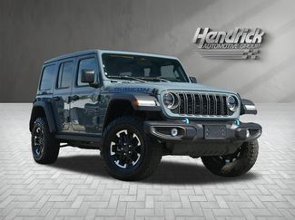 Used 2025 Jeep Wrangler Unlimited Rubicon 4xe w/ Convenience Group video 2
