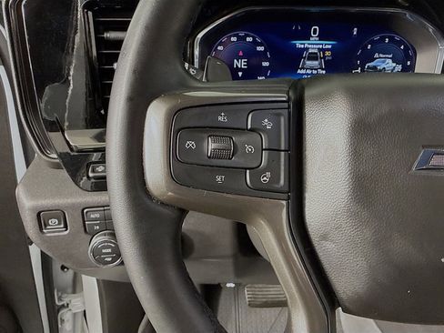 Used 2023 Chevrolet Silverado 1500 ZR2 w/ Technology Package AWD/4WD image 26