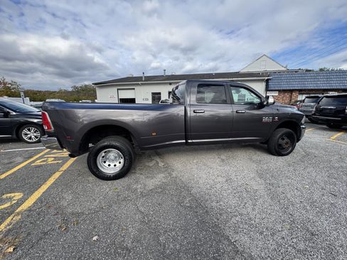 Used 2016 RAM 3500 Laramie image 27