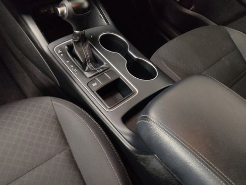Used 2018 Kia Sorento FWD image 26