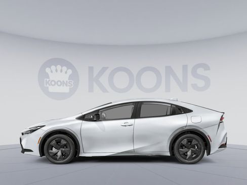 New 2026 Toyota Prius LE image 4
