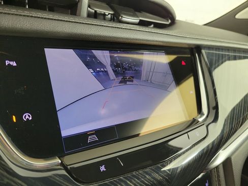 Certified 2023 Cadillac XT6 Premium Luxury image 28