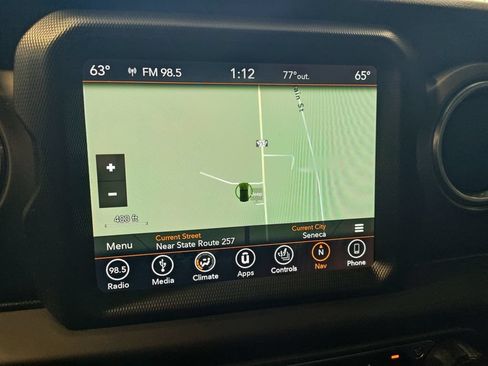Used 2018 Jeep Wrangler Unlimited Rubicon w/ Dual Top Group AWD/4WD image 22