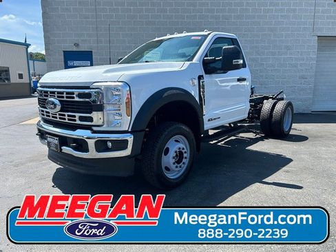 New 2025 Ford F550 4x4 Regular Cab Super Duty image 1