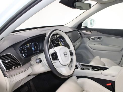 Used 2022 Volvo XC90 T8 Inscription w/ Advanced Package AWD/4WD image 15