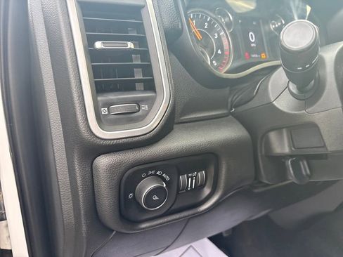 Used 2019 RAM 2500 Big Horn image 17