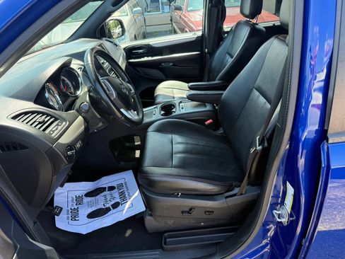 Used 2019 Dodge Grand Caravan GT FWD image 11