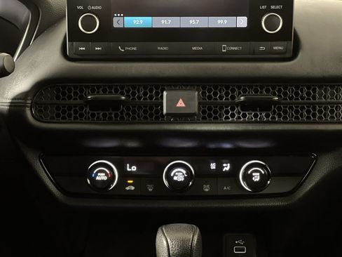 Used 2024 Honda HR-V LX image 20