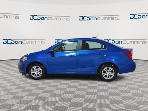 Used 2016 Chevrolet Sonic LT FWD image 5