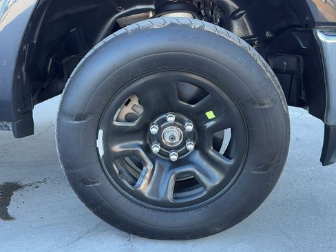 Certified 2019 RAM 1500 Limited image 35