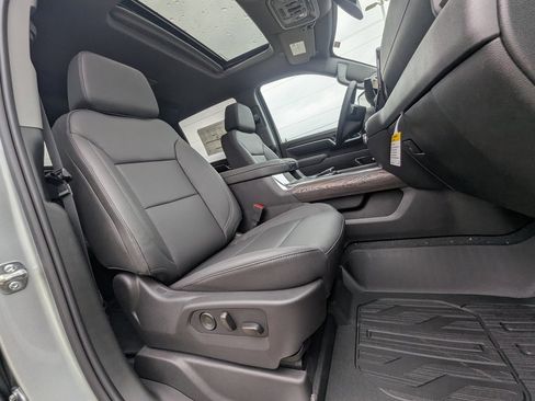 New 2026 GMC Sierra 2500 SLT w/ SLT Convenience Package image 16