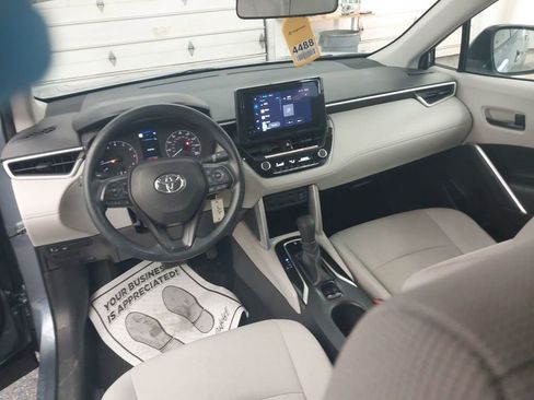 Used 2023 Toyota Corolla Cross L AWD/4WD image 41