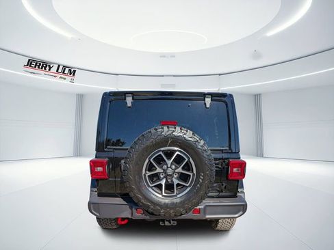 New 2026 Jeep Wrangler Unlimited Rubicon AWD/4WD image 4