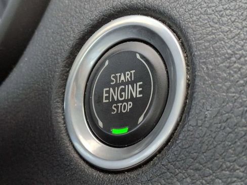 Used 2019 Cadillac XT4 Premium Luxury FWD image 27
