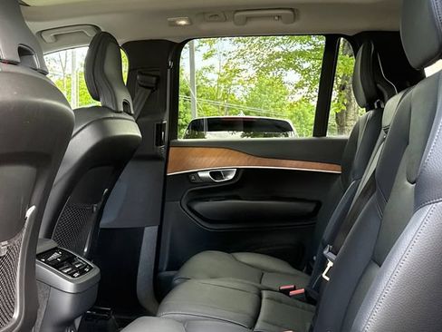 Used 2023 Volvo XC90 B6 Plus w/ Protection Package Premier AWD/4WD image 21