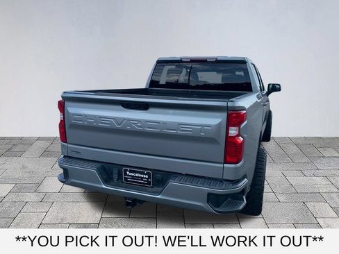 Used 2023 Chevrolet Silverado 1500 Custom AWD/4WD image 7