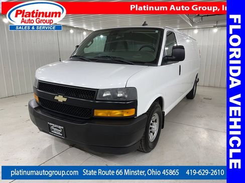 Used 2019 Chevrolet Express 3500 Extended w/ Driver Convenience Package RWD image 1