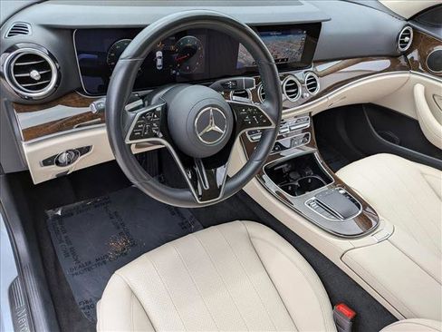 Used 2022 Mercedes-Benz E 350 Sedan image 10