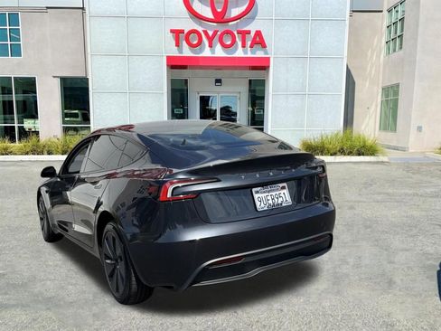 Used 2025 Tesla Model 3 Long Range RWD image 4